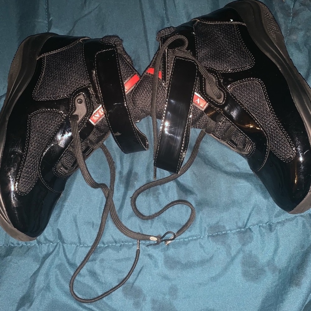 Prada size 33